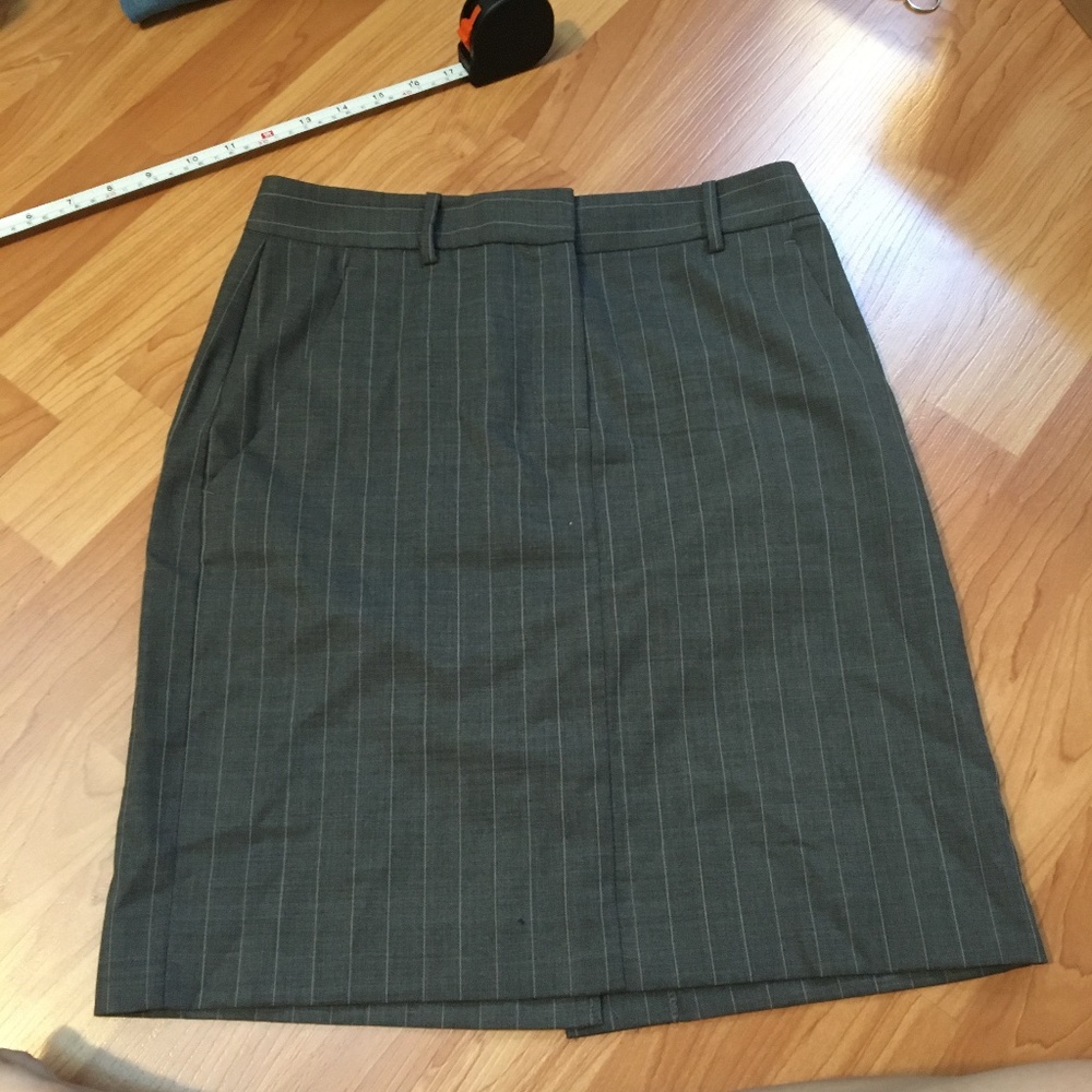 Theory pencil skirt (00)